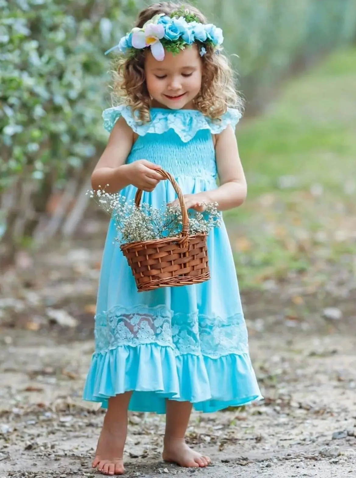 Spring Chic Lace Maxi Dress - Image 6